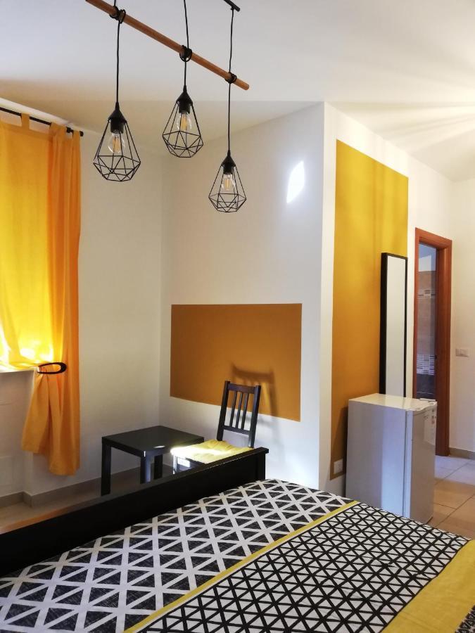 The Yellow House Fiumicino Exterior photo
